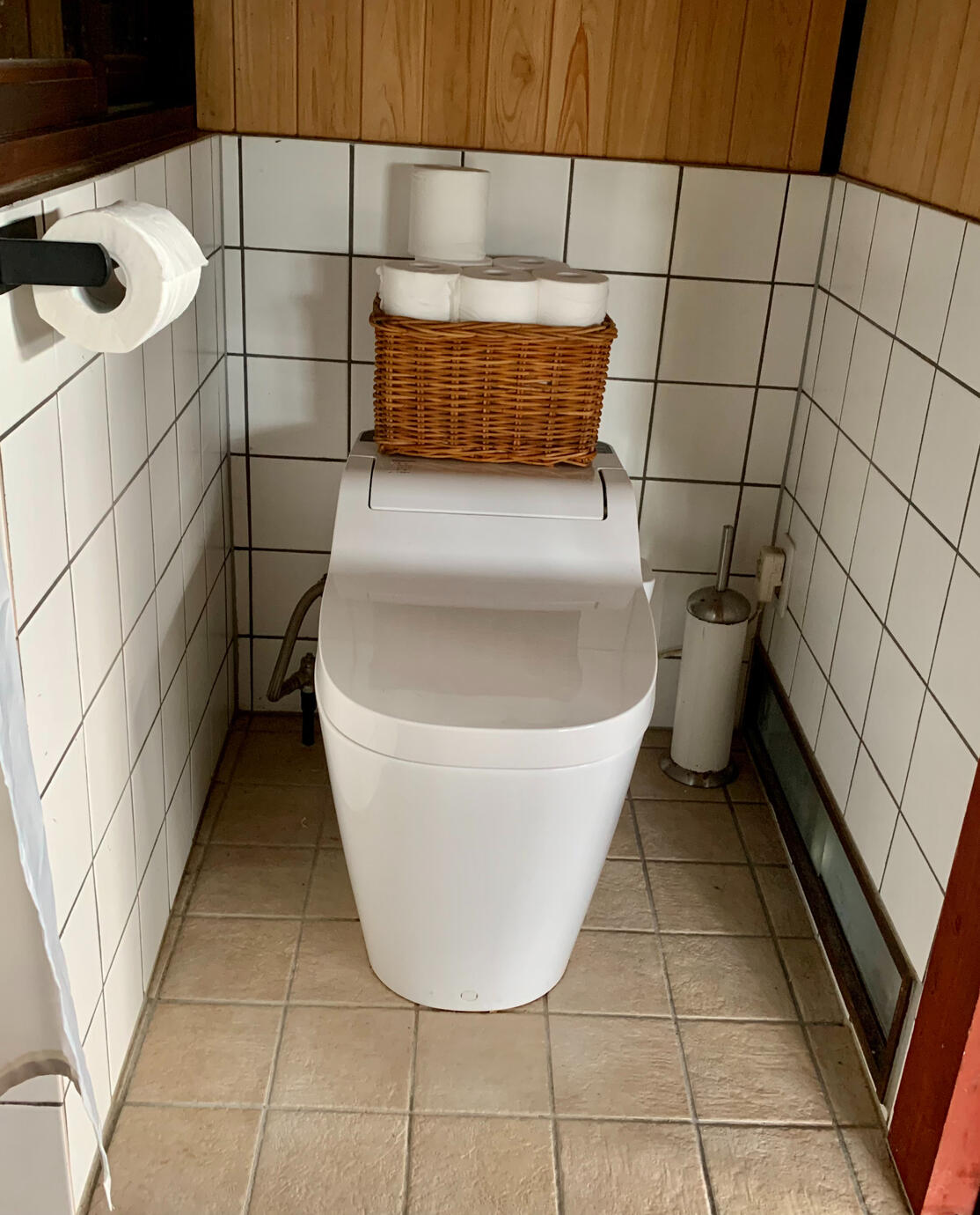 A heated Toto washlet for comfort.